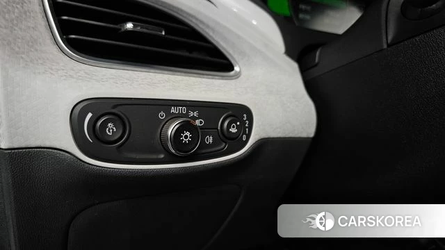 Chevrolet (GM Daewoo) Bolt EV 2019 Белый из Кореи, фото 5