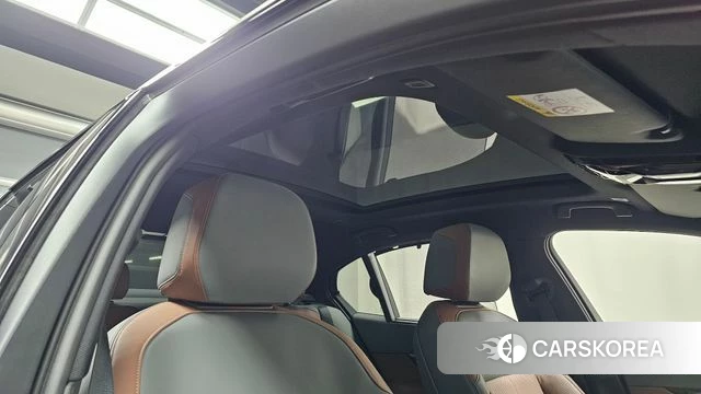 BMW 5 Series (G60) 2024 Белый из Кореи, фото 5