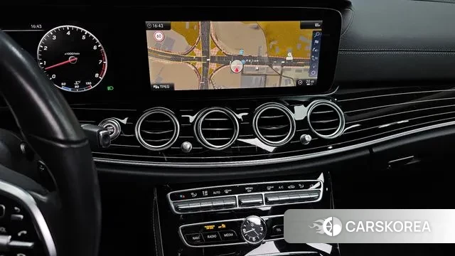 Mercedes-Benz E-Class W213 2019 Черный из Кореи, фото 5