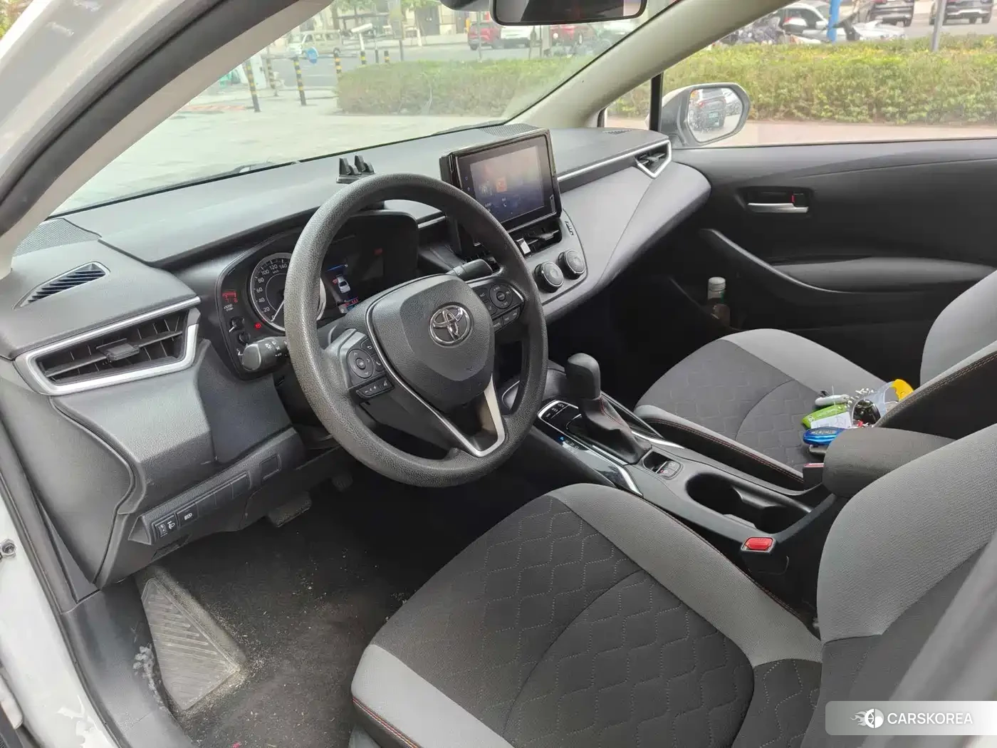 Toyota Corolla 2023 Белый из Китая, фото 5