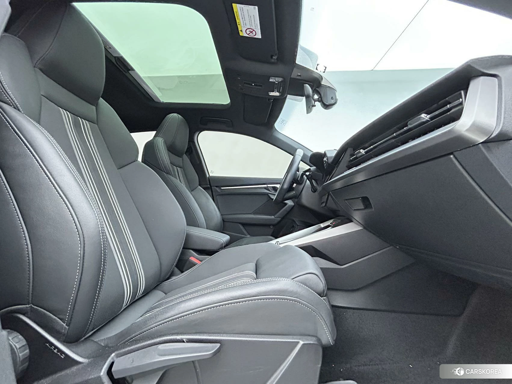 Audi A3 2023 Белый из Китая, фото 5