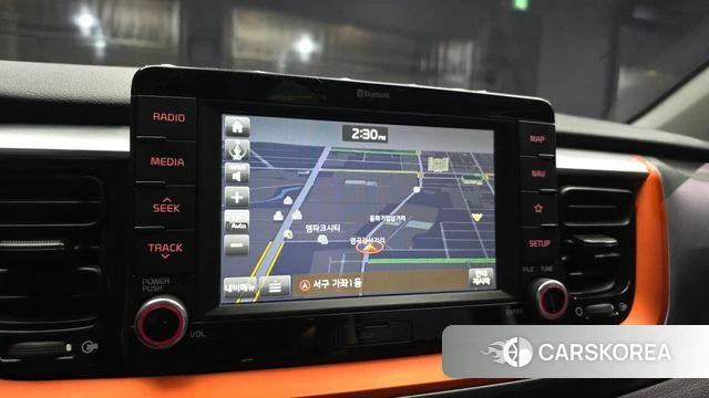 Kia Stonic 2018 Белый из Кореи, фото 5