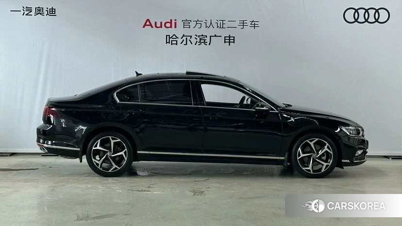Volkswagen Magotan 2022 Черный из Китая, фото 5