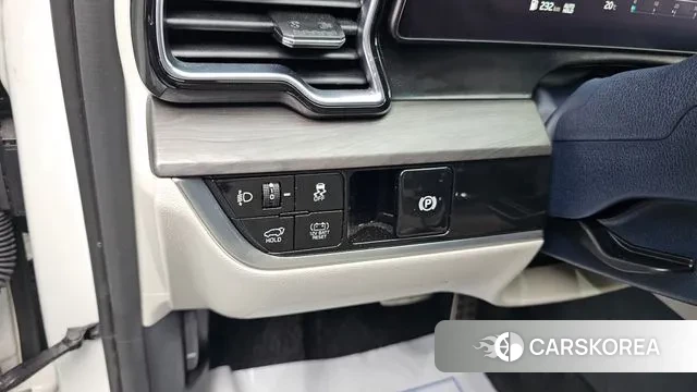 Kia Sportage 5th Generation Hybrid 2022 Белый из Кореи, фото 5