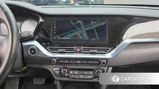 Kia Niro Plus 2022 Белый из Кореи, фото 5
