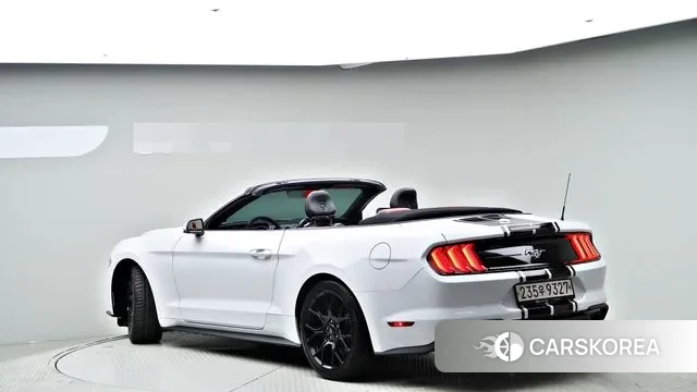 Ford Mustang 2020 Белый из Кореи, фото 5