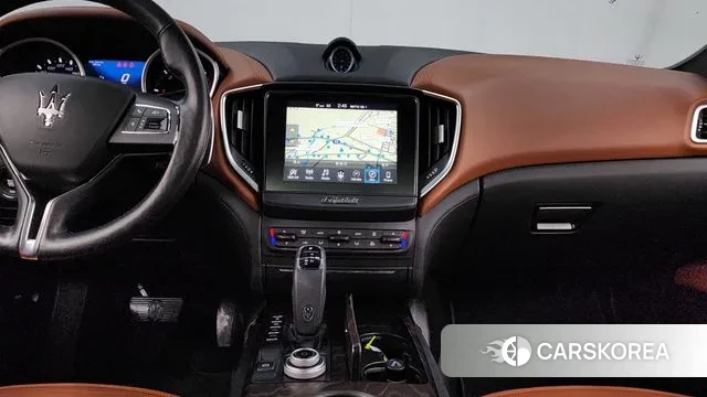 Maserati Ghibli 2020 Белый из Кореи, фото 5