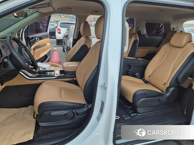 Kia Carnival 4th generation 2023 Белый из Кореи, фото 5