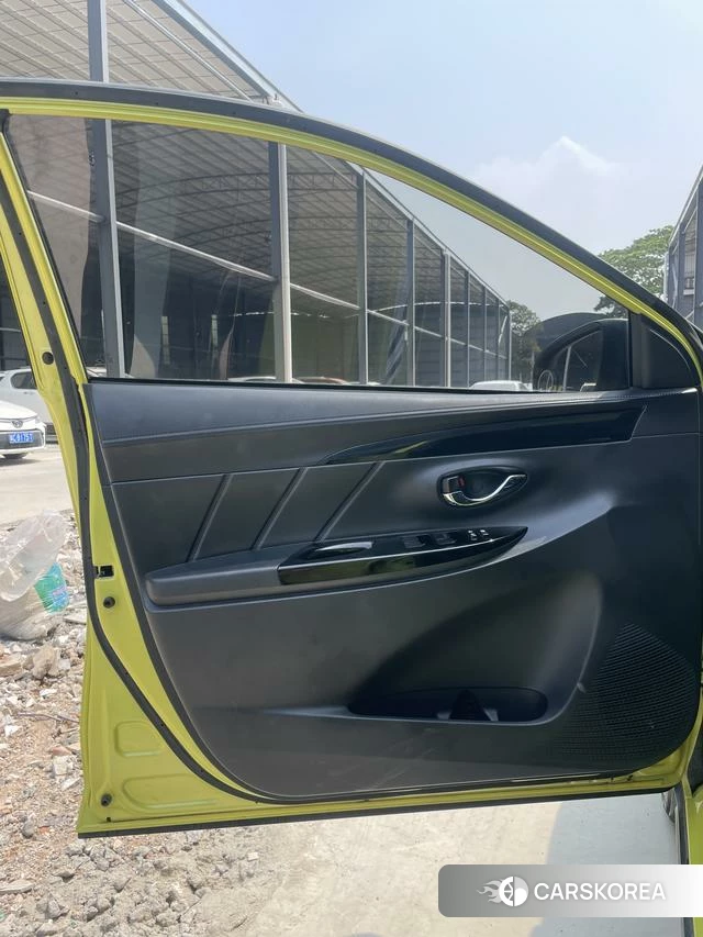 Toyota YARIS L Zhixuan 2022 Желтый из Китая, фото 5