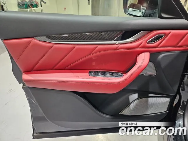 Maserati Levante 2023 Черный из Кореи, фото 5