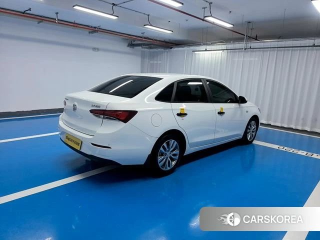 Buick Yinglang 2021 Белый из Китая, фото 5
