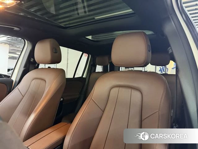 Mercedes-Benz GLB 2022 Белый из Китая, фото 5