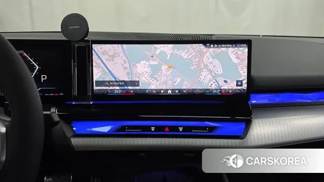 BMW 5 Series (G60) 2025 Серый из Кореи, фото 5