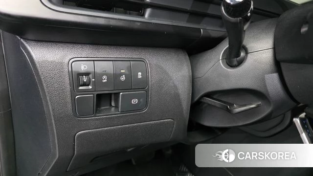 Hyundai Staria 2022 Серебряный из Кореи, фото 5