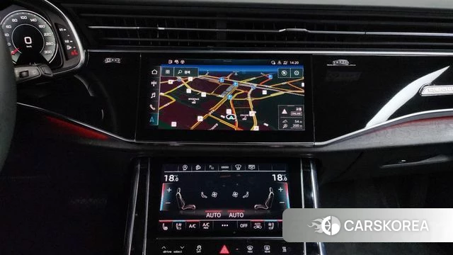 Audi Q8 (4M) 2023 Черный из Кореи, фото 5