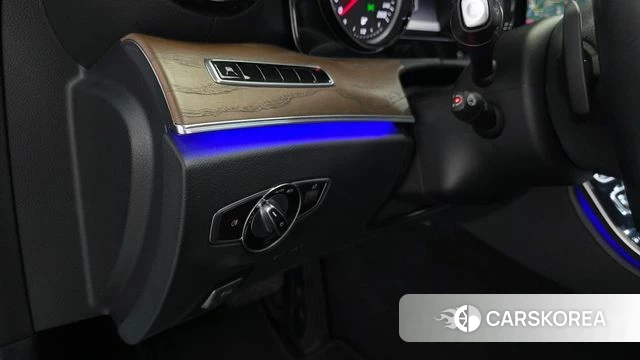 Mercedes-Benz E-Class W213 2019 Черный из Кореи, фото 5