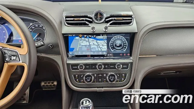 Bentley Bentayga 2018 Белый из Кореи, фото 5