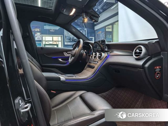 Mercedes-Benz GLC 2021 Черный из Китая, фото 5