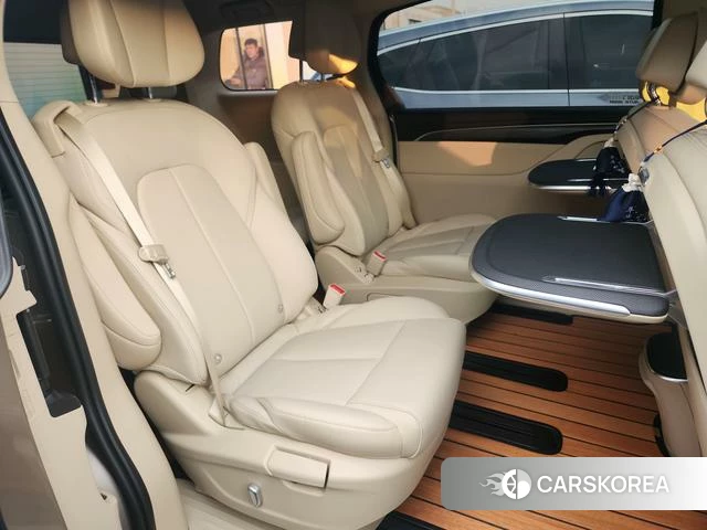 Buick GL8 2024 Шампань из Китая, фото 5