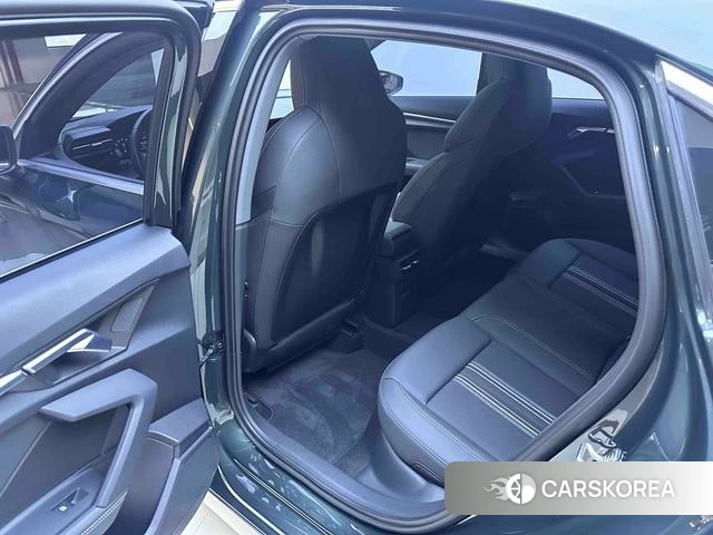 Audi A3 2023 Зеленый из Китая, фото 5