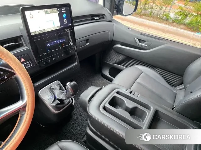 Hyundai Staria 2021 Черный из Кореи, фото 5