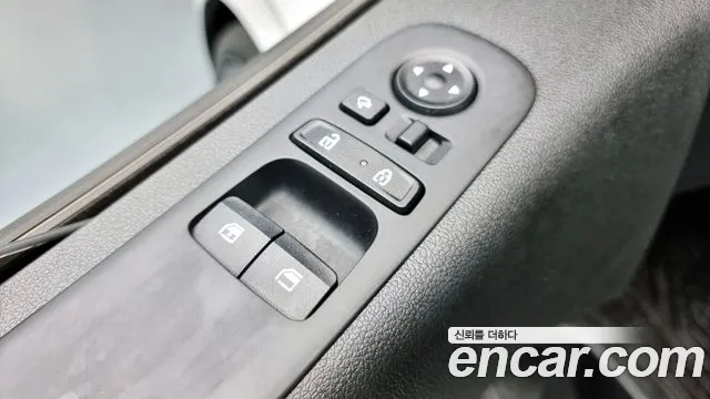 Hyundai Staria 2024 Белый из Кореи, фото 5