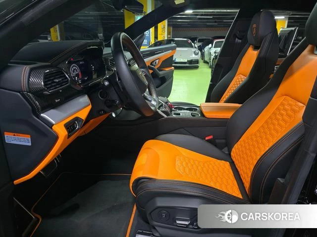 Lamborghini Urus 2021 Черный из Кореи, фото 5