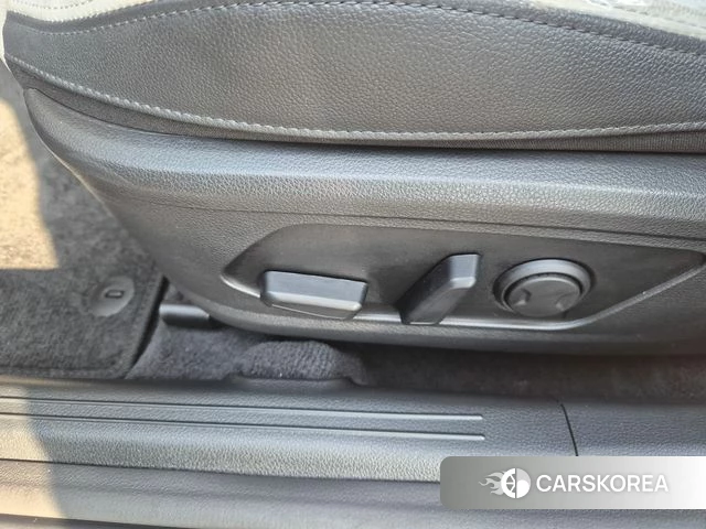 Kia The New K5 Hybrid 3rd generation 2024 Серебристо-серый из Кореи, фото 5