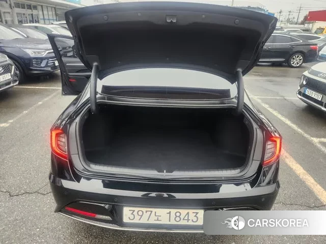 Hyundai Sonata Hybrid (DN8) 2021 Черный из Кореи, фото 5