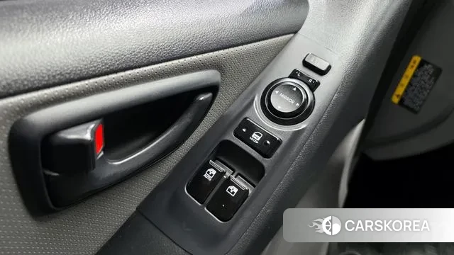 Hyundai The New Grand Starex 2019 Белый из Кореи, фото 5