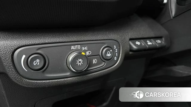 Chevrolet (GM Daewoo) Trailblazer 2022 Черный из Кореи, фото 5