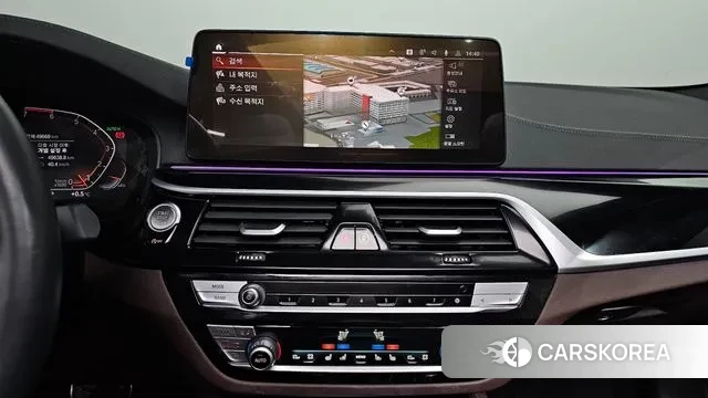 BMW 5 Series (G30) 2022 Белый из Кореи, фото 5