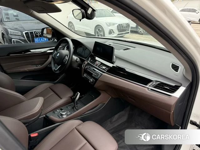 BMW X1 2022 Белый из Китая, фото 5