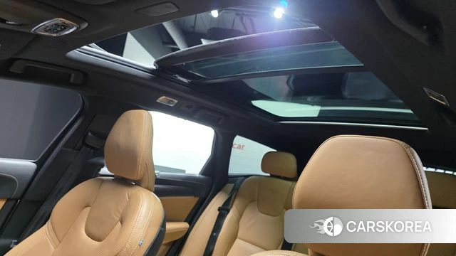 Volvo V90 Cross-Country 2019 Белый из Кореи, фото 5