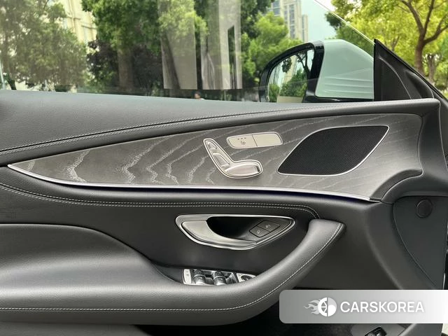 Mercedes-Benz CLS 2021 Белый из Китая, фото 5