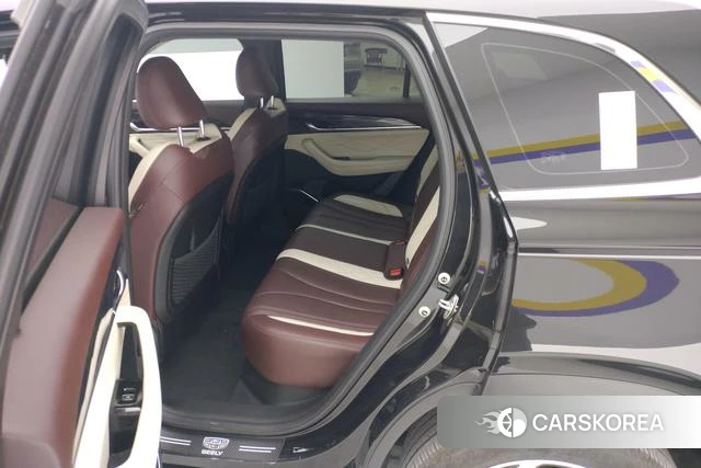 Geely Automobile Xingyue L 2022 Черный из Китая, фото 5
