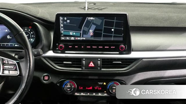 Kia The New K3 2nd generation 2021 Белый из Кореи, фото 5