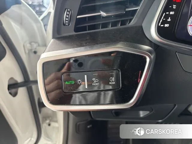 Audi A7 (4K) 2020 Белый из Кореи, фото 5