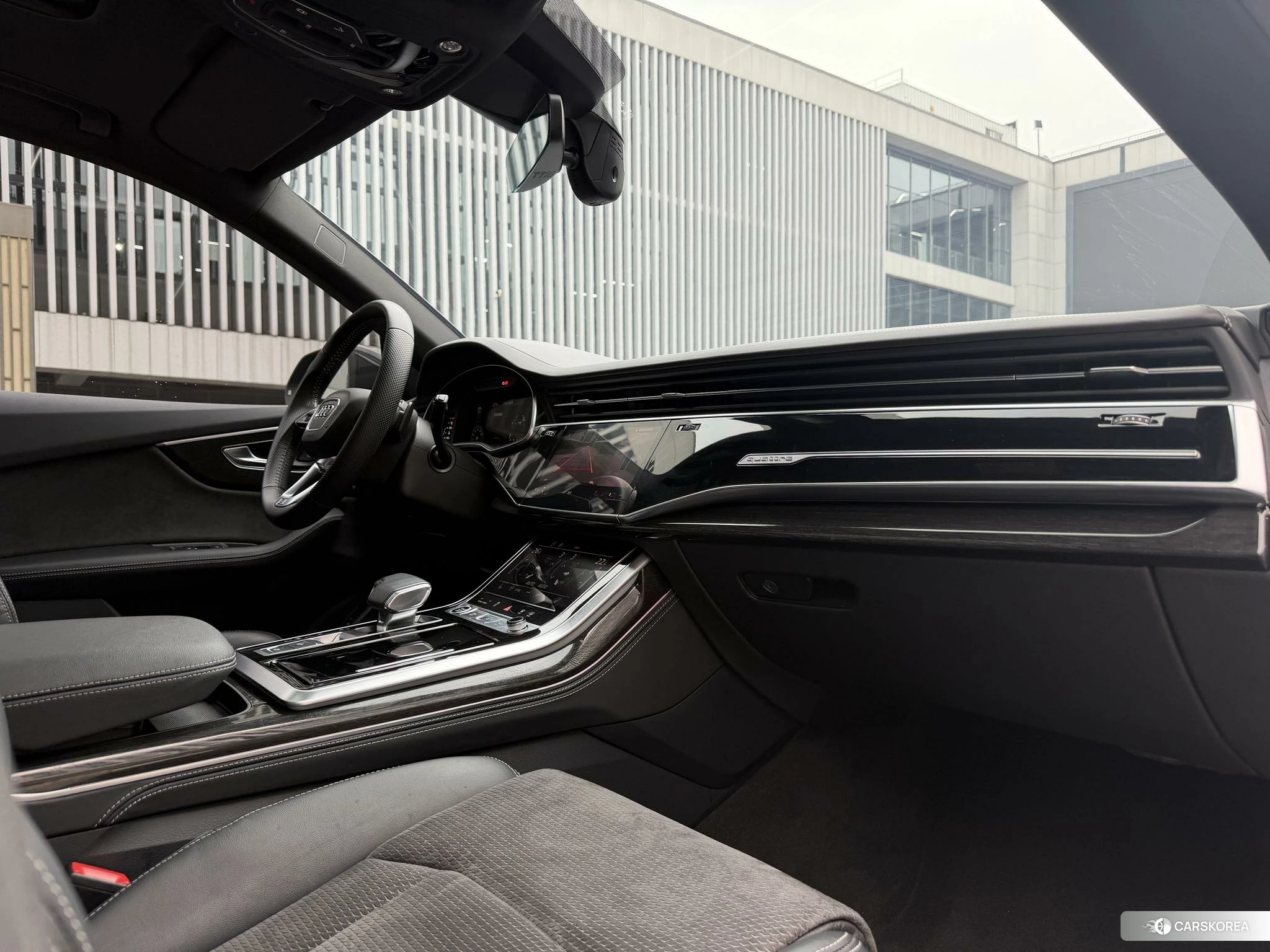Audi Q8 2020 Черный из Китая, фото 5