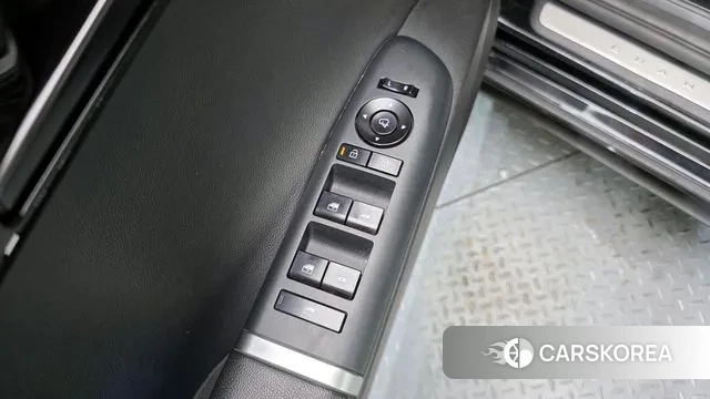 Hyundai Grandeur Hybrid (GN7) 2023 Черный из Кореи, фото 5