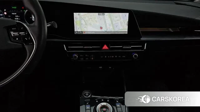 Kia Di Ol Nu Niro 2024 Белый из Кореи, фото 5