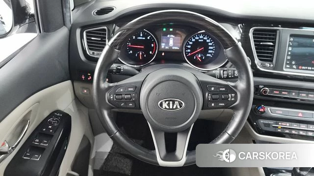 Kia The New Carnival 2018 Белый из Кореи, фото 5