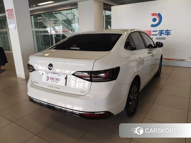 Volkswagen Lavida 2024 Белый из Китая, фото 5