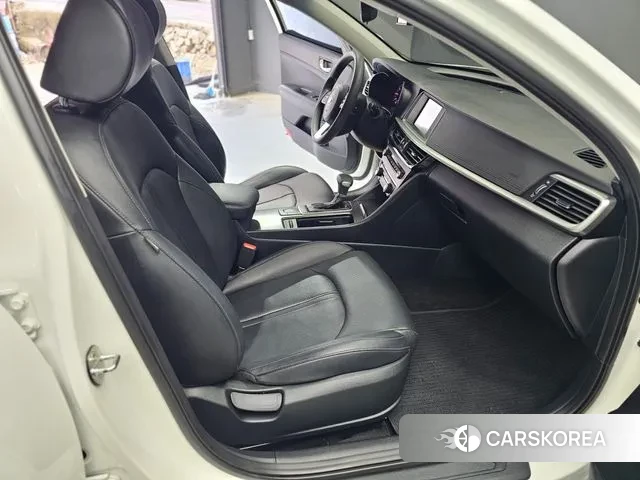 Kia The New K5 2nd generation 2018 Белый из Кореи, фото 5