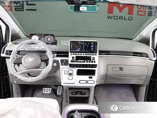 Hyundai Staria 2025 Черный из Кореи, фото 5