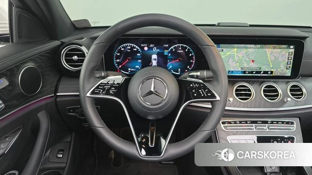 Mercedes-Benz E-Class W213 2022 Белый из Кореи, фото 5