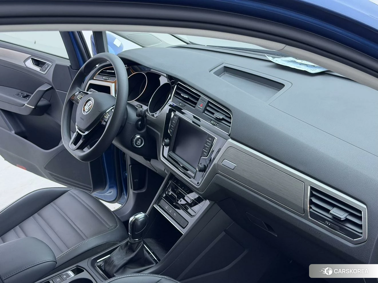 Volkswagen Touran L 2020 Синий из Китая, фото 5