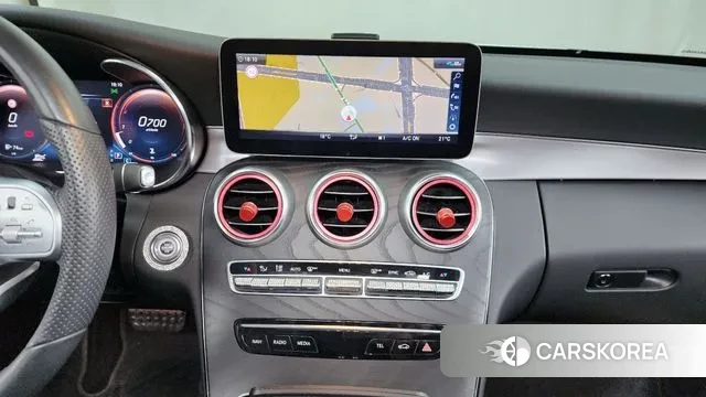 Mercedes-Benz C-Class W205 2021 Белый из Кореи, фото 5