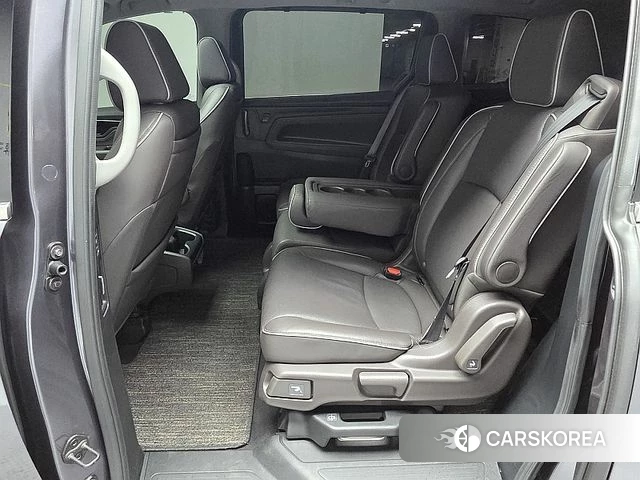 Honda Odyssey 2022 Серый из Кореи, фото 5