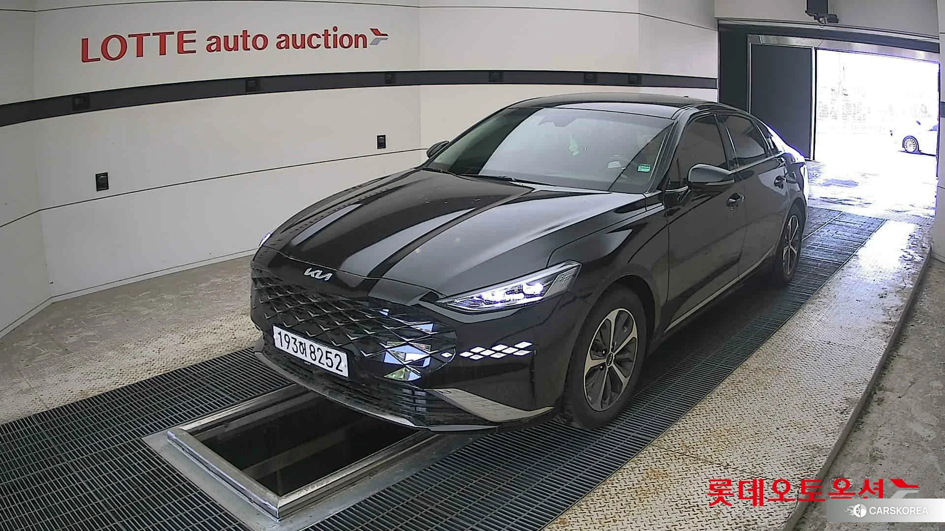 Kia K8 Hybrid 2023 Aurora Black Pearl из Кореи, фото 5